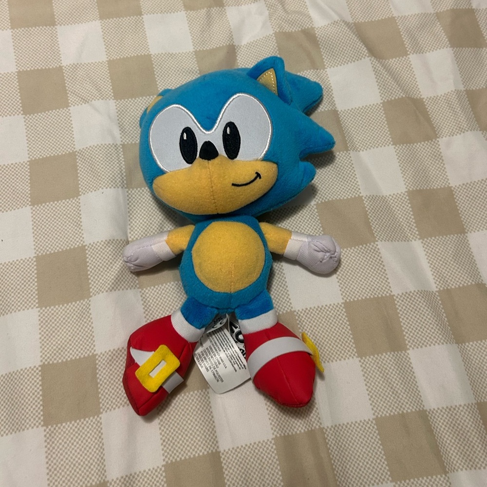 Sonic Plushie
